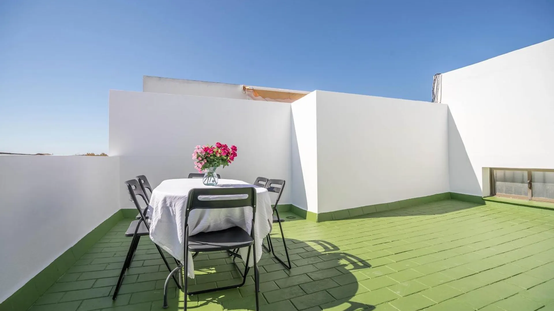 Apartamento El Teatro-atico con terraza El Puerto de Santa María 0*,